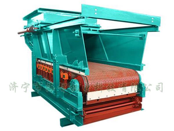帶式（甲帶）給料機具有運行平穩(wěn)、節(jié)能、環(huán)保等優(yōu)點